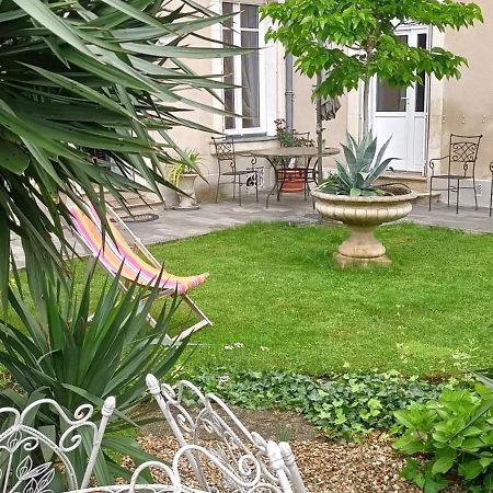 Agreables Chambres D'Hotes Pres Du Centre Ville Avec Jardin Le Mans Dış mekan fotoğraf